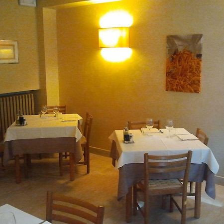 Albergo Croce D'Oro Dolcè Εξωτερικό φωτογραφία