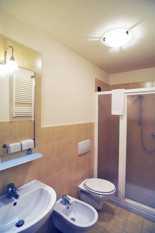 Albergo Croce D'Oro Dolcè Δωμάτιο φωτογραφία